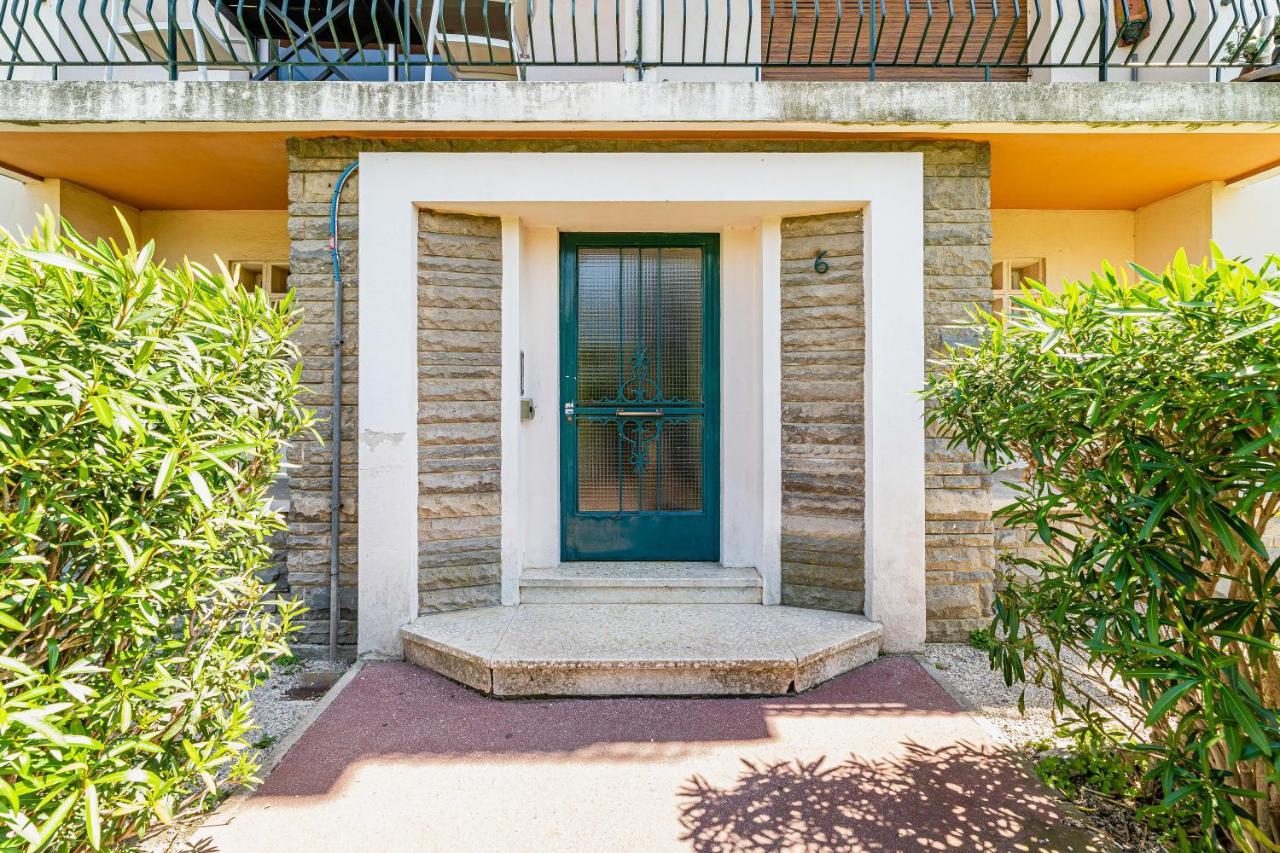 Cassis Le Marignan- Rdc - Garage - Classe 3 Etoiles Esterno foto